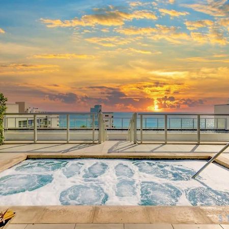 Beachfront Resort - Hot Tub & Pool- Near Beach هوليوود المظهر الخارجي الصورة
