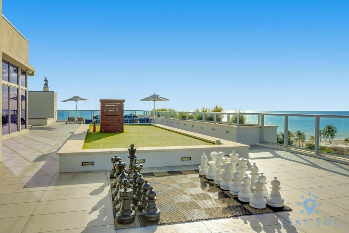 Beachfront Resort - Hot Tub & Pool- Near Beach هوليوود المظهر الخارجي الصورة